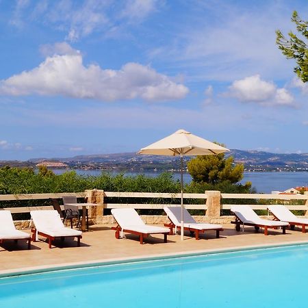 Belvista Luxury Apartments Argostolion Exterior foto