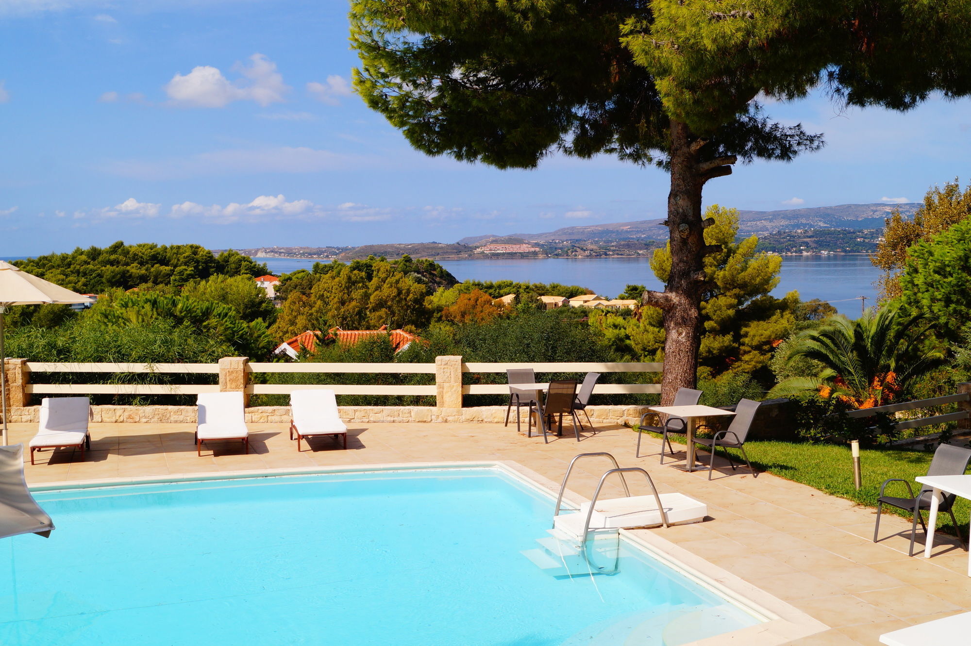 Belvista Luxury Apartments Argostolion Exterior foto